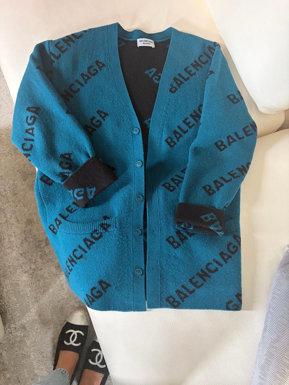 Balenciaga Teal and Black Logo Cardigan - Picture 2 of 7